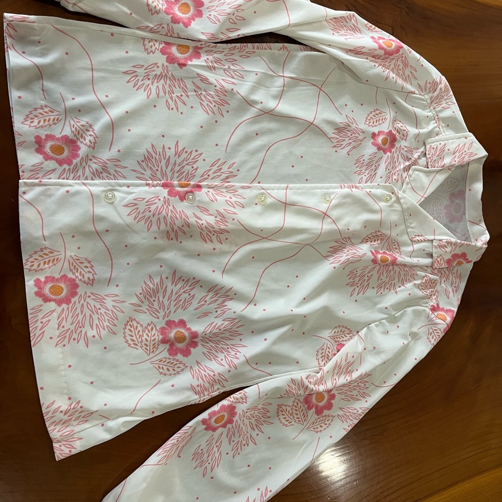 70’s floral long sleeve blouse. Button up